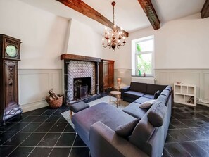 House | Living room - Castle in Ferrieres With Pond Garden (Ferrieres)