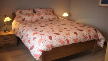 House | 2 bedrooms, individually furnished