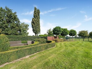 Garden - Alken Farm Stay With Terrace (Alken)