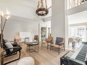 House | Living room - Alken Farm Stay With Terrace (Alken)
