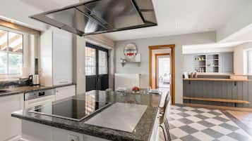 Rumah | Dapur pribadi | Kursi makan untuk bayi