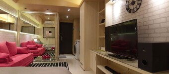 1 min to Ximen Metro (MRT) Station Exit 6