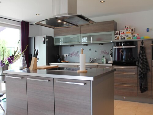 Luxury Holiday Home in Marchin With Wellness