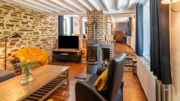 House | Living room