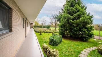 Apartment | Garden