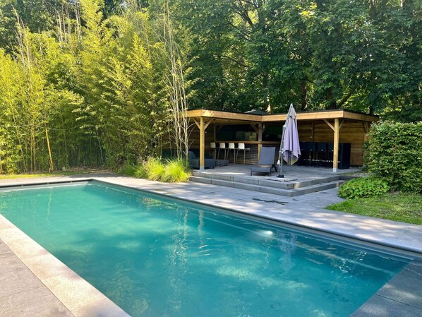 House | Pool