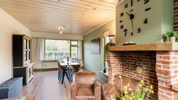 House | Dining