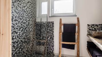 House | Bathroom