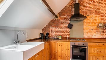 Apartment | Private kitchen | Stovetop