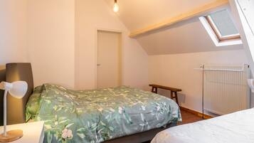 Căn hộ | 2 phòng ngủ, bộ trải giường