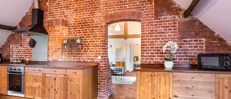 Apartment | Private kitchen | Stovetop