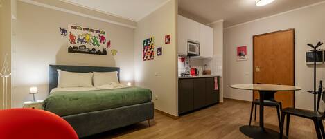 1 bedroom, iron/ironing board, WiFi