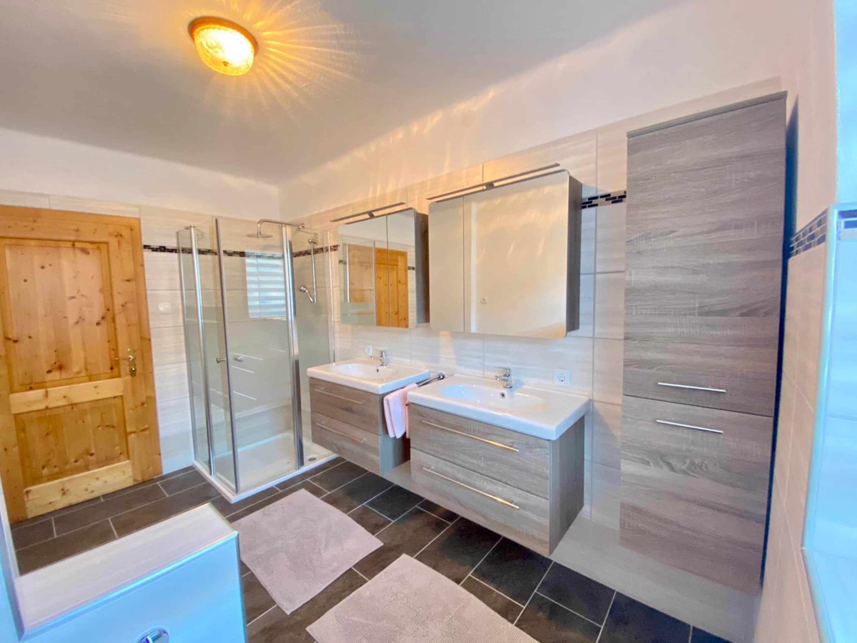 House | Bathroom