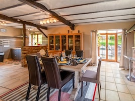 House | Dining