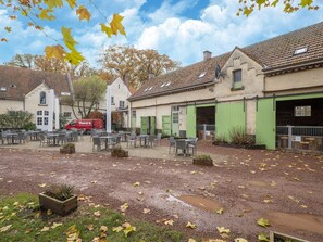 Exterior - Apartment in Wortel Hoogstraten With Garden (Hoogstraten)