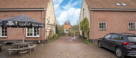 Apartment | Exterior