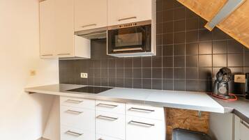 Apartment | Private kitchen | Microwave, dishwasher