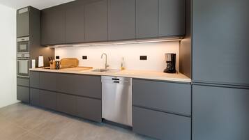 House | Private kitchen | Microwave, high chair