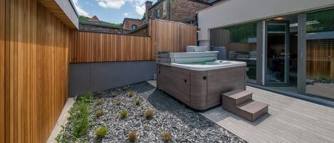 House | Spa treatment