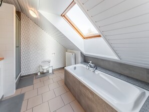 House | Bathroom
