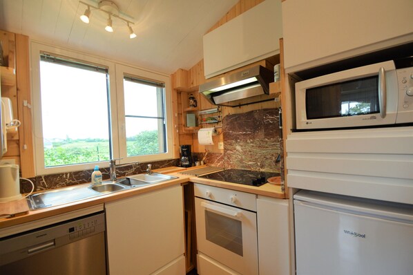 Chalet | Private kitchen | Electric kettle