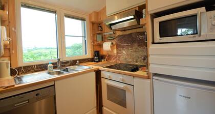 Pleasant Chalet in Anhee in a Charming Area