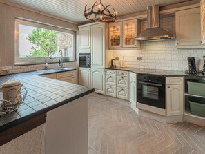 House | Private kitchen