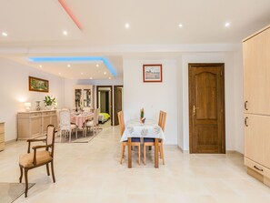 Cottage | Dining - Cozy Chalet With Garden (Beauraing)