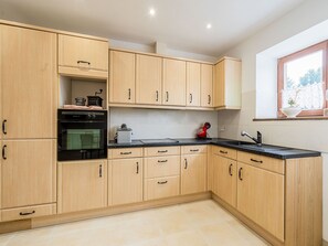 Cottage | Private kitchen - Cozy Chalet With Garden (Beauraing)