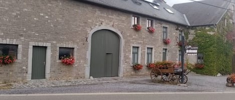 Cottage | Exterior