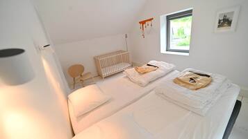 Apartment | 2 bedrooms, individually furnished