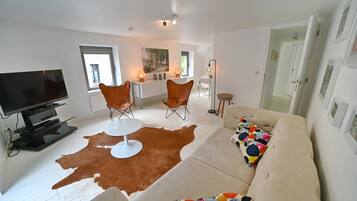 Apartment | Living room