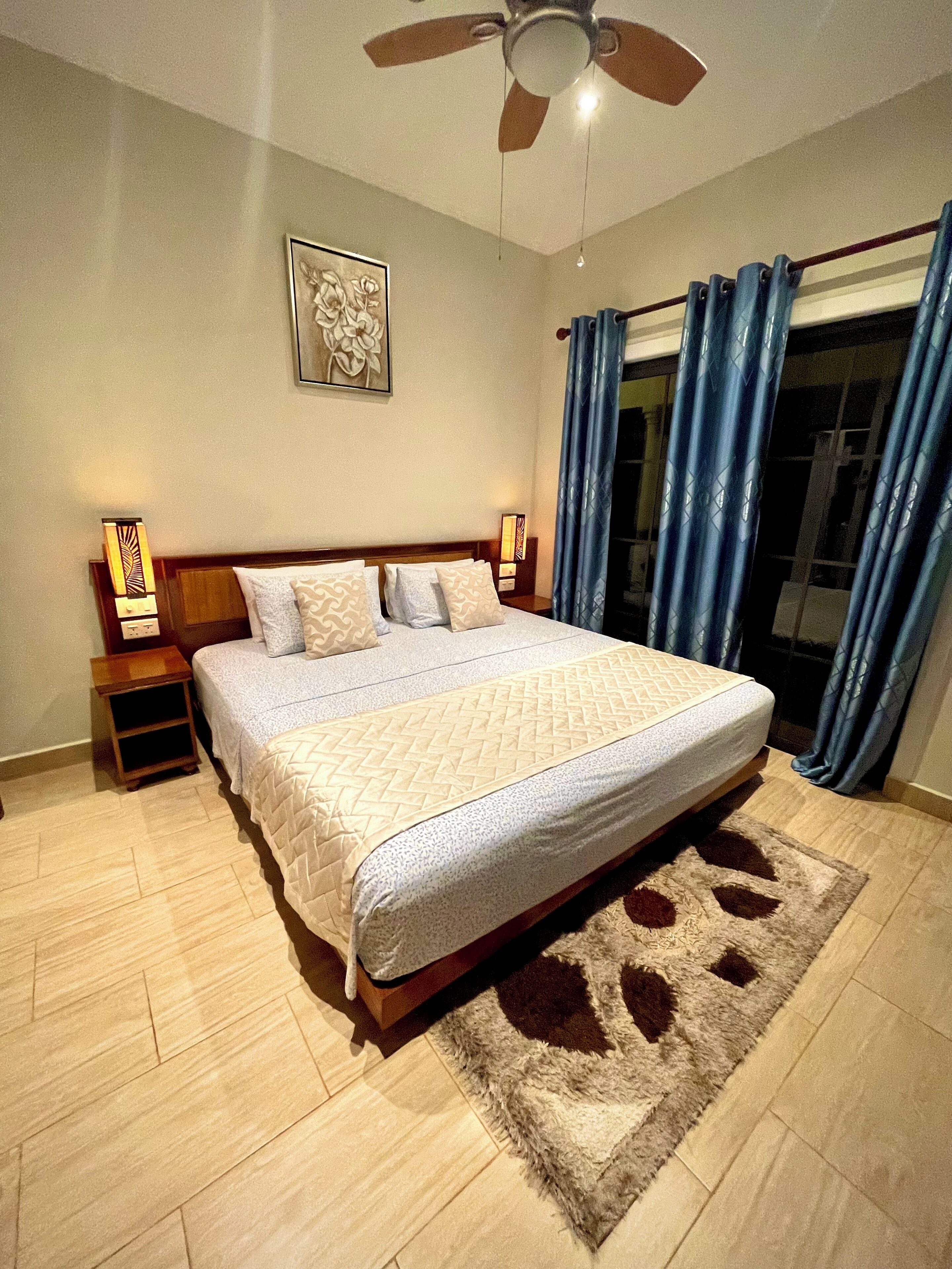 1 bedroom, in-room safe, iron/ironing board, free WiFi