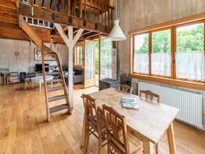 House | Dining - Holiday Home in Bievre With Garden (Bievre)