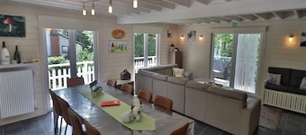 Stylish Chalet With Room