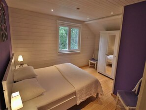 Nhà gỗ | 4 phòng ngủ, trang bị nội thất với thiết kế ri�êng biệt 