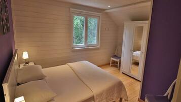 Chalet | 4 bedrooms, individually furnished