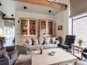 House | Living room