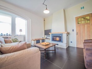 独立别墅 | 起居区