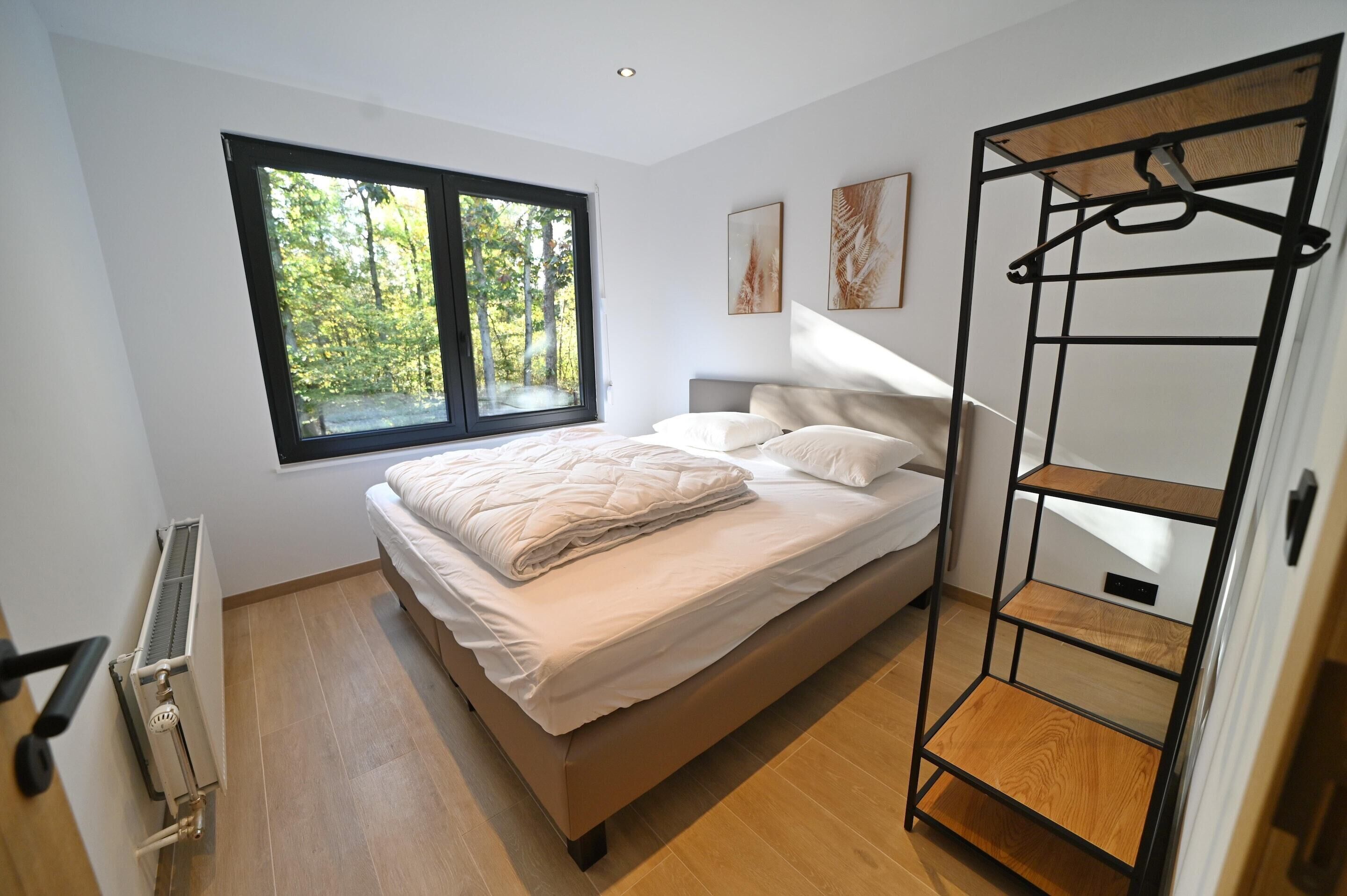 3 bedrooms, individually furnished