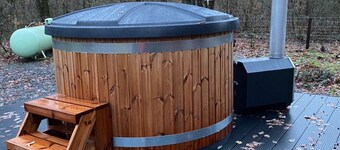 Chalet Near Durbuy With Forest & Hot Tub