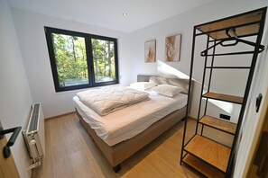 Chalet | 3 bedrooms, individually furnished