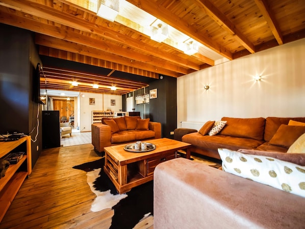 House | Living area