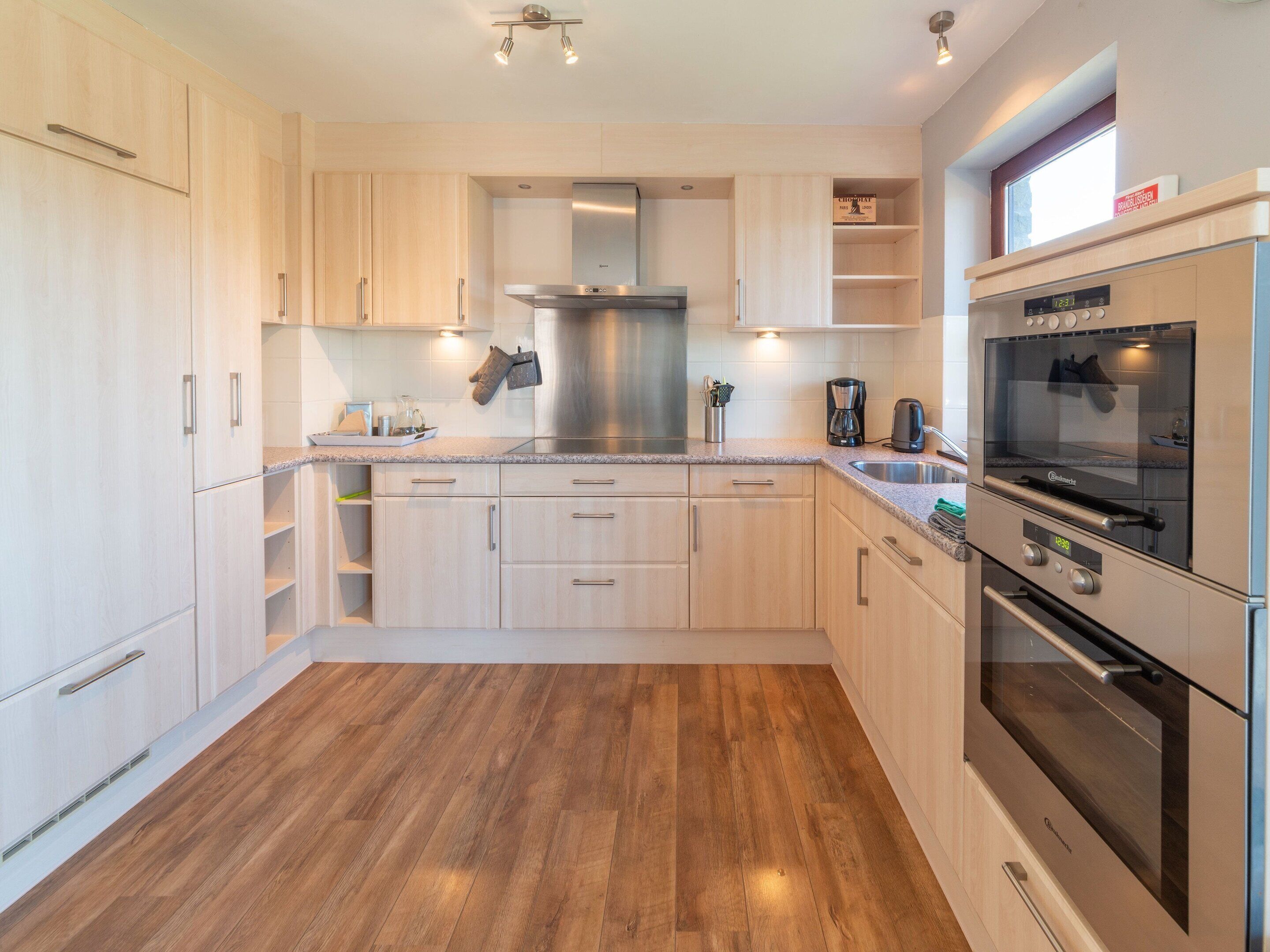 House | Private kitchen | Highchair