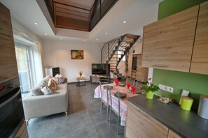 Stovetop - Holiday Home Near Ourthe River, Belgium (Hotton)