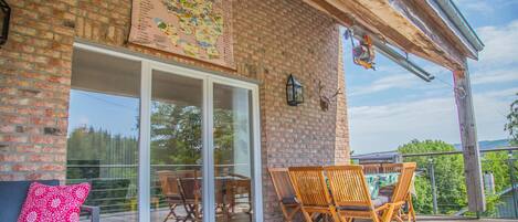 House | Balcony