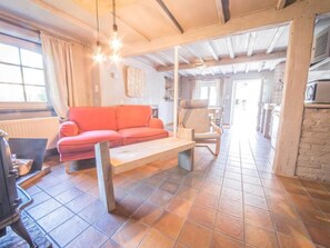 Cottage | Living area - Holiday Home Le Fournil in Manhay With Garden (Manhay)