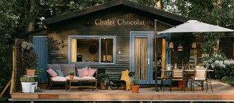 Chalet in Geel in Quiet Location by the Water