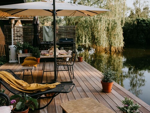 Beautiful Romantic Chalet in Geel