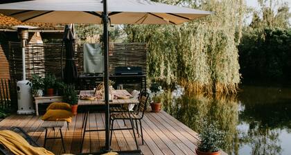 Beautiful Romantic Chalet in Geel
